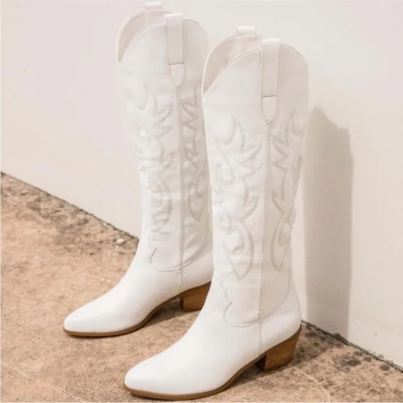 White Western-Style Women's Boots