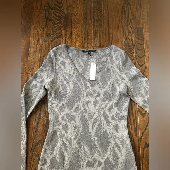 WhiteHouseBlackMarket Women’s M Jacquard Sweater Sheath Gray Midi Dress - NWT!!