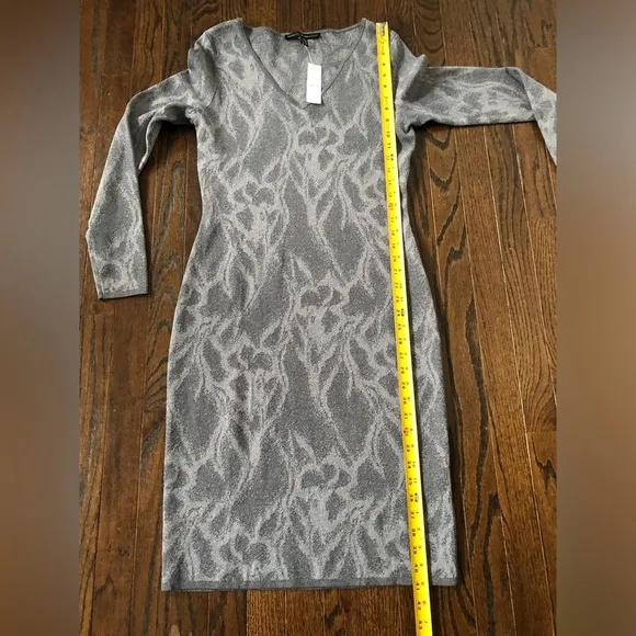 WhiteHouseBlackMarket Women’s M Jacquard Sweater Sheath Gray Midi Dress - NWT!!