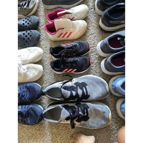 Wholesale Lot 25 Sneakers Nike Adidas Vans Asics Puma Cleats Kids Adults shoes