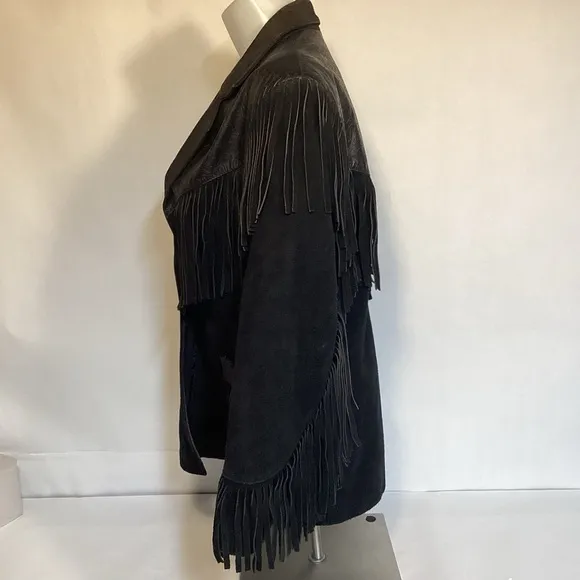 Wilsons Leather Vintage Women's Western Fringed Black Leather Jacket size small