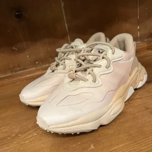 Women’s Adidas Oswego AdiPreme Sneakers Shoes Beige Tan Light Pink Size 7