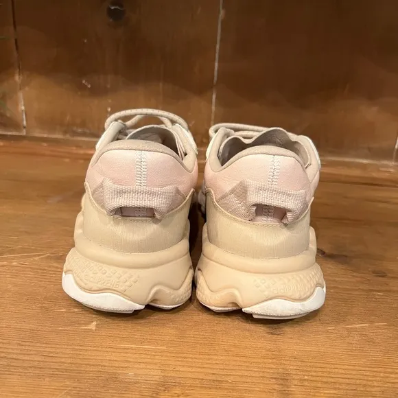 Women’s Adidas Oswego AdiPreme Sneakers Shoes Beige Tan Light Pink Size 7