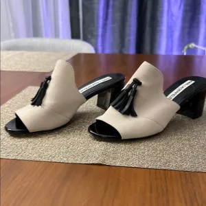 Women's Beige Tassel Block Heel Mules
