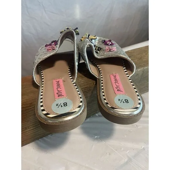 Women's Betsey Johnson Zorro Bees &amp; Flowers Sequin W/ 3-D Effect Slides-Size 8.5
