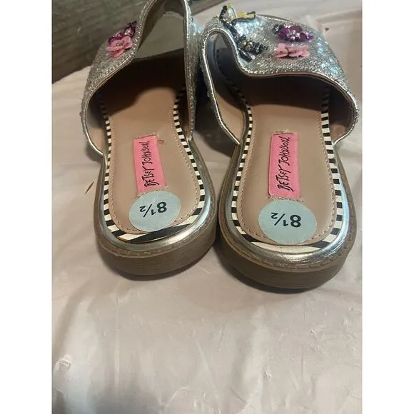 Women's Betsey Johnson Zorro Bees &amp; Flowers Sequin W/ 3-D Effect Slides-Size 8.5