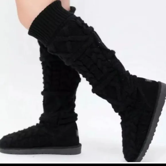 Women's‎ Black Knit Knee-High Boots