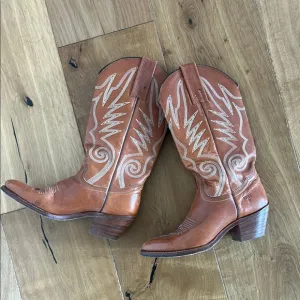 Women's Brown Western Boots