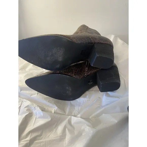Women's Coconuts by Matisse Brown Snake Skin Pointed Toe Astoria Booties-Size 8M