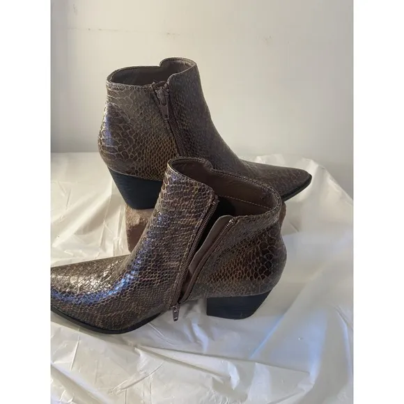 Women's Coconuts by Matisse Brown Snake Skin Pointed Toe Astoria Booties-Size 8M