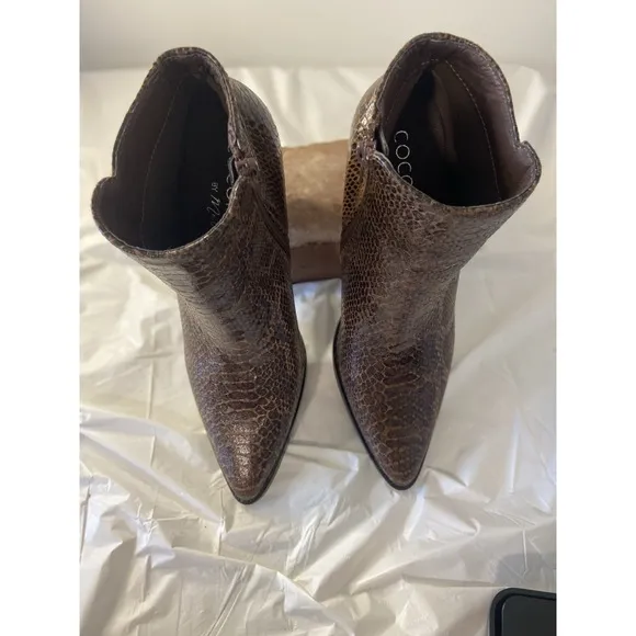 Women's Coconuts by Matisse Brown Snake Skin Pointed Toe Astoria Booties-Size 8M
