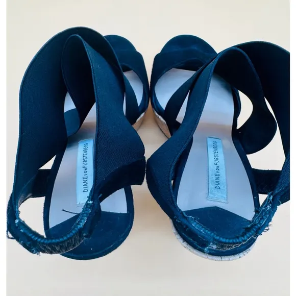 Women's Diane von Furstenberg Black Wedge Sandals Size 6M