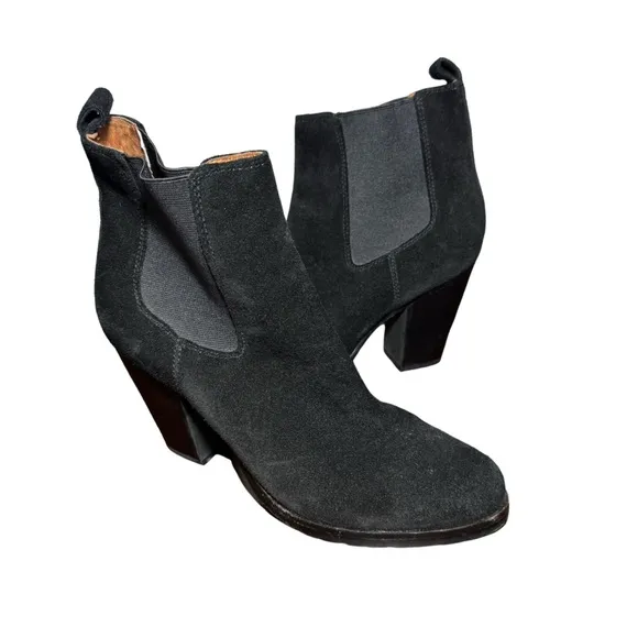 Women’s Frye Black Suede Ankle Boots size 9.5