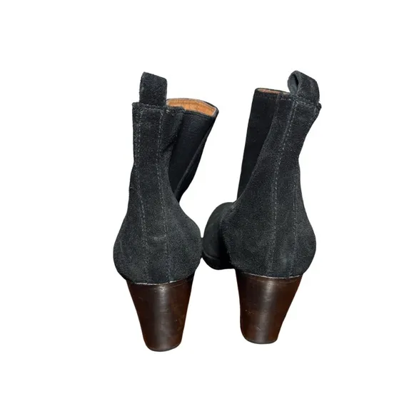 Women’s Frye Black Suede Ankle Boots size 9.5
