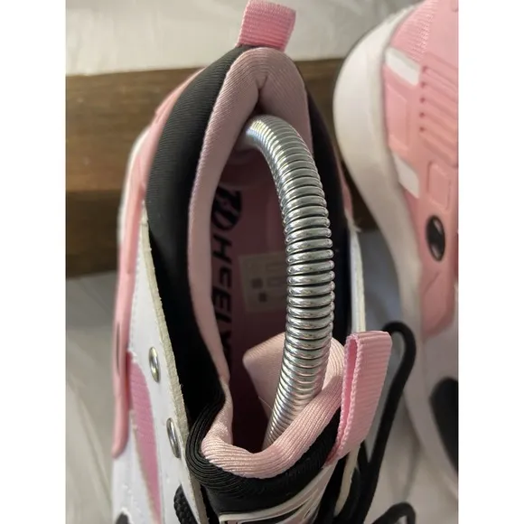 Women's Heelys Force White/Pink/Black Skate Tennis Shoes-Size 9-NWOT-Retired