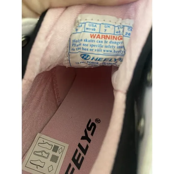 Women's Heelys Force White/Pink/Black Skate Tennis Shoes-Size 9-NWOT-Retired