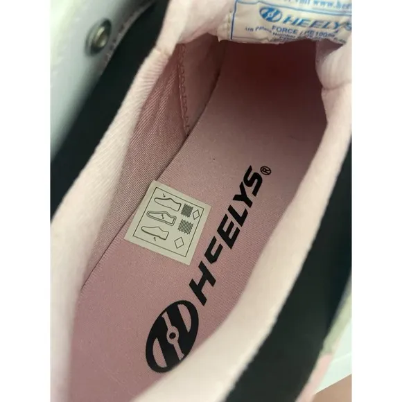 Women's Heelys Force White/Pink/Black Skate Tennis Shoes-Size 9-NWOT-Retired