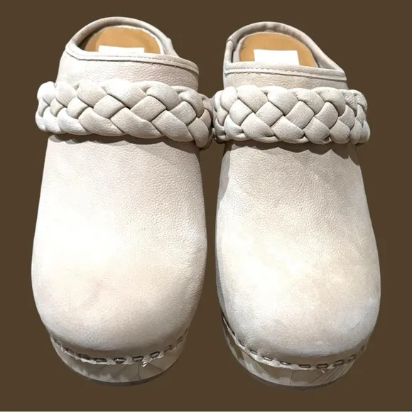 Women's NEW Dolce Villa Braided Dune Nubuck Clogs