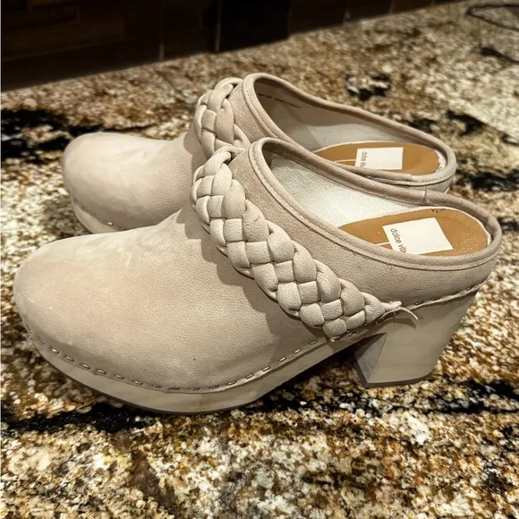 Women's NEW Dolce Villa Braided Dune Nubuck Clogs