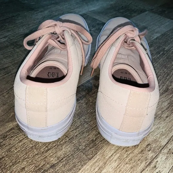 Women's Pink Converse One Star Sneakers Size 8