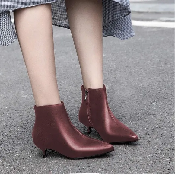 Women's Pointed Toe Matte Leather Zip Up Comfort Low Kitten Heel Ankle Boots
