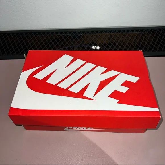 Womens Size 6.5 Nike Court Royale 2 Mid Soft Pink White Sneakers FD0286 600