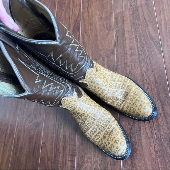 Women's Vintage Tony Lama Cowboy Boots HH