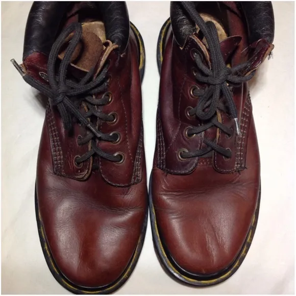 Women's Vtg Made In England Dr Martens Boots