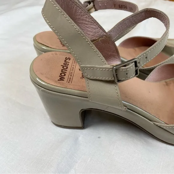 WONDERS Patent Leather Platform Sandals