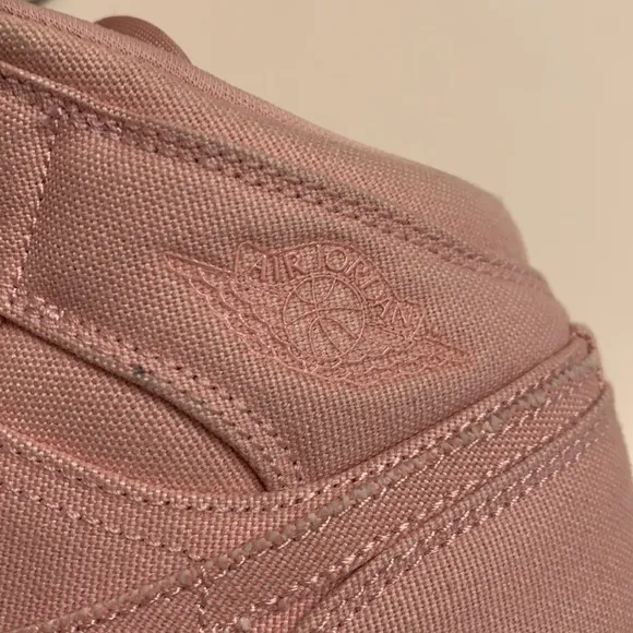 YOUTH Air Jordan 1 Retro Mid GS ‘Pink’