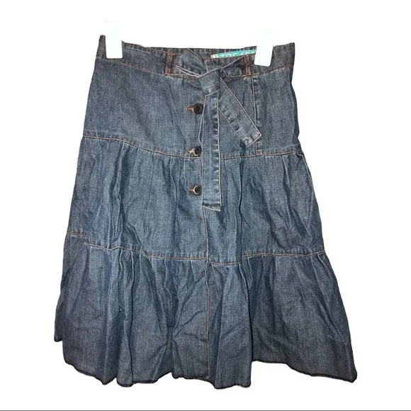 Zara denim tiered flare buttoned down belted‎ western prairie style skirt size 2