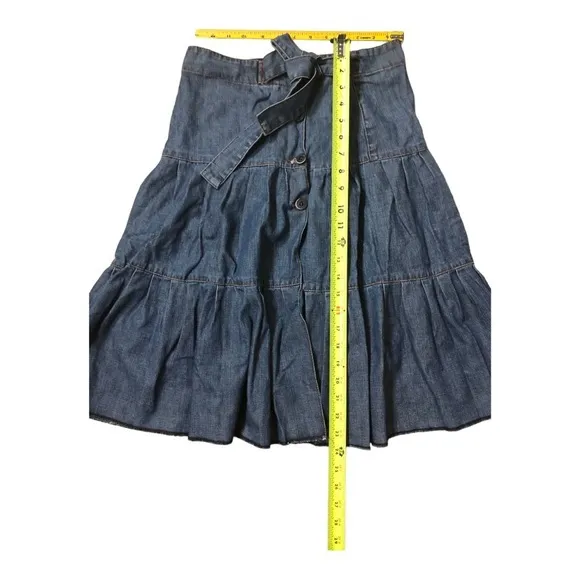 Zara denim tiered flare buttoned down belted‎ western prairie style skirt size 2