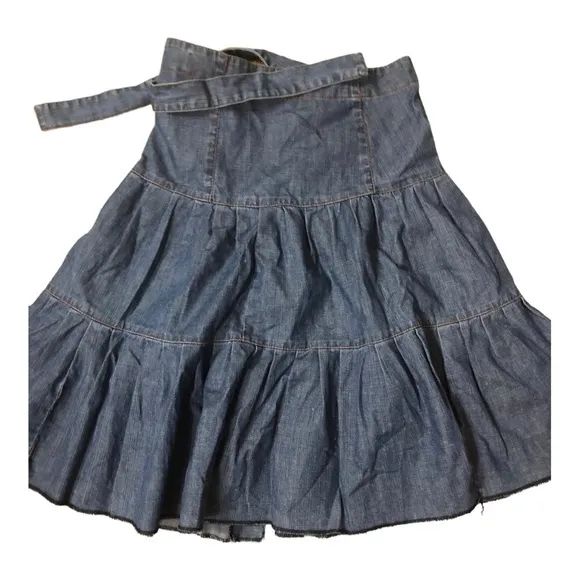 Zara denim tiered flare buttoned down belted‎ western prairie style skirt size 2