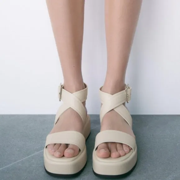 ZARA ECRU LEATHER PLATFORM SANDALS
