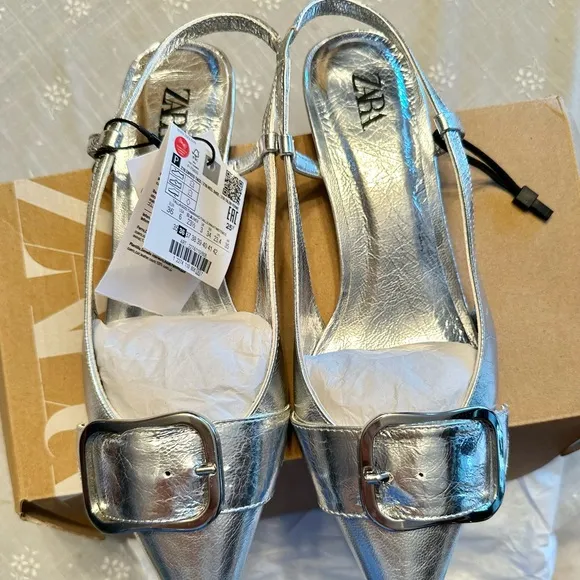 Zara slingback leather kitten heel shoes Silver NWT
