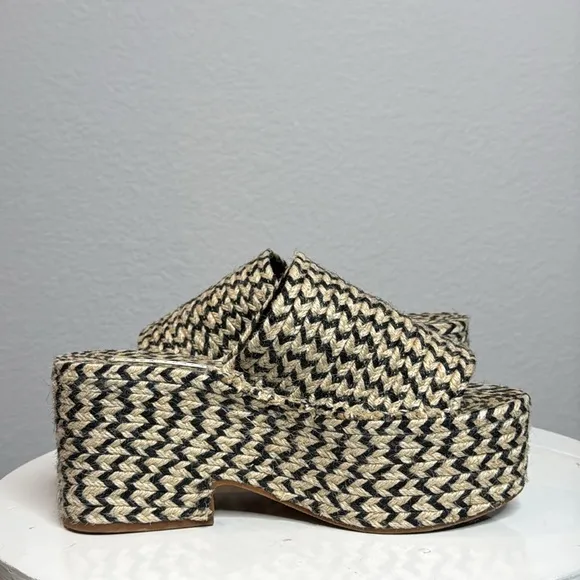 ZARA YUTE MIA NATURAL JUTE CHEVRON BLACK AND TAN PLATFORM WEDGE SANDALS
