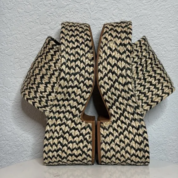 ZARA YUTE MIA NATURAL JUTE CHEVRON BLACK AND TAN PLATFORM WEDGE SANDALS