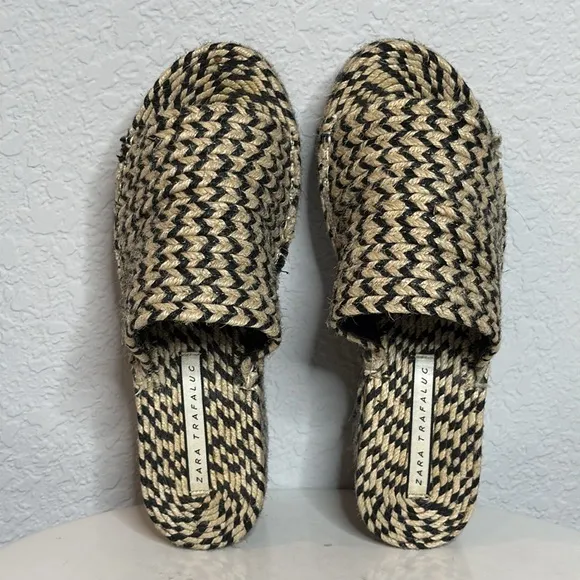 ZARA YUTE MIA NATURAL JUTE CHEVRON BLACK AND TAN PLATFORM WEDGE SANDALS