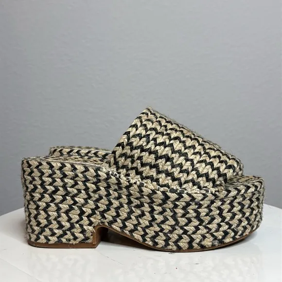 ZARA YUTE MIA NATURAL JUTE CHEVRON BLACK AND TAN PLATFORM WEDGE SANDALS