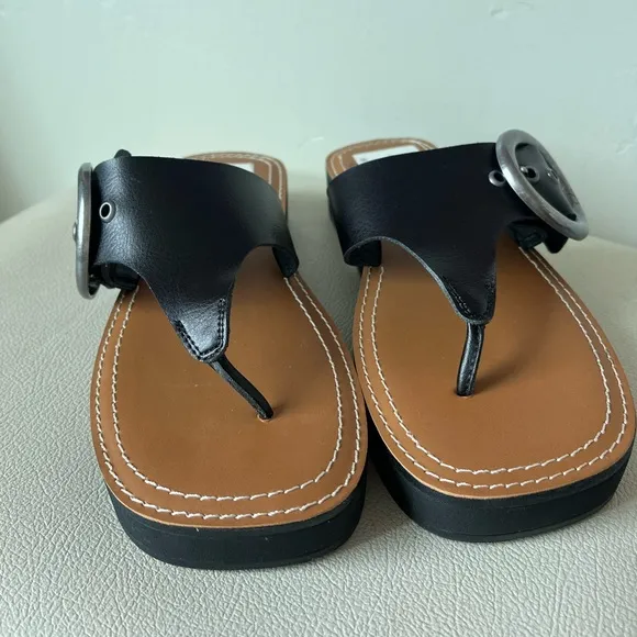 Zodiac Jadon T-Strap Buckled Platform Slip Ons Sandals Women’s Size 8