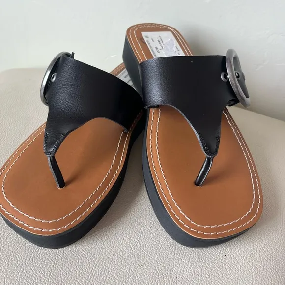 Zodiac Jadon T-Strap Buckled Platform Slip Ons Sandals Women’s Size 8